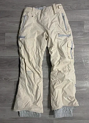 Pantalon de ski taille 10 ans blanc crème, brand: Quechua, condition: Very good, size: 10 years / 140 cm, €15.00, €16.45 includes Buyer Protection