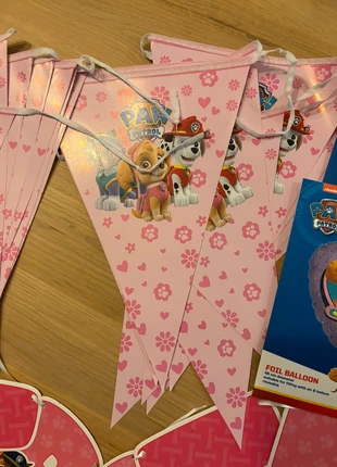 Versiering paw patrol verjaardag, merk: Paw Patrol, staat: Nieuw zonder prijskaartje, € 4,00, € 4,90 inclusief Kopersbescherming
