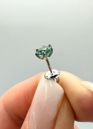 Boucles d’oreilles vertes plaquées or 18K, en Argent 925, Diamants moissanites éclatants, marke: Boucles d'oreilles diamants moissanites, zustand: Neu, 79,90 €, 84,60 € inklusive Vinted-Käuferschutz