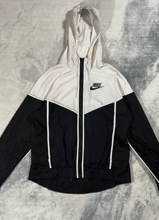 Veste coupe-vent Nike Windrunner bicolore noir & blanc – taille S mixte, marque: Nike, état: Très bon état, taille: S / 36 / 8, 49,99 €, 53,19 € Protection acheteurs (Pro) incluse