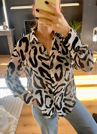 Chemise fluide ZARA neuve imprimé léopard - Taille M, brand: Zara, condizioni: Nuovo con cartellino, taglia: M / IT 42 / EU 38, €10.00, €11.20 include la Protezione acquisti