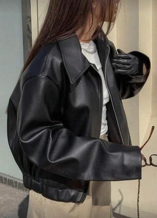 🌟Veste simili cuir noir🖤 🍒 oversize 🌟, état: Neuf sans étiquette, taille: Taille unique, 33,00 €, 35,35 € Protection acheteurs incluse