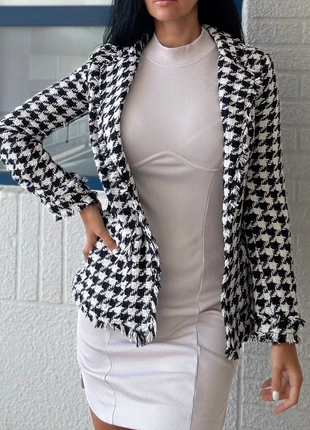 Houndstooth tweed blazer Bershka size XS, brand: Bershka, condizioni: Ottime, taglia: XS / IT 38 / EU 34, €8.00, €9.10 include la Protezione acquisti