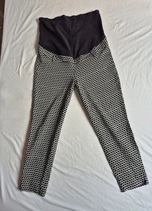 Pantalon maternité, merk: H&M, staat: Goed, maat: XXL / 44 / 16, € 5,00, € 5,95 inclusief Kopersbescherming