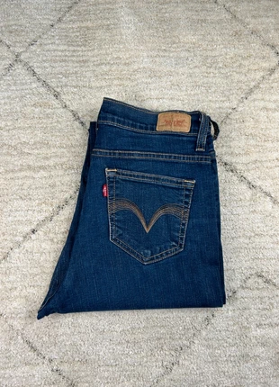 Jean Levi’s Femme Perfectly Slimming 512 Straight Marine W30 | Taille FR40 | Très Bon État | LLP392, marke: Levi's, zustand: Sehr gut, größe: L / 40 / 12, 23,00 €, 24,85 € beinhaltet Vinted-Käuferschutz Pro