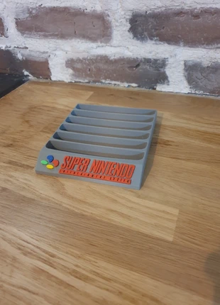 Support de cartouches super Nintendo, marke: Super Nintendo, zustand: Gut, 3,50 €, 4,38 € beinhaltet Vinted-Käuferschutz Pro