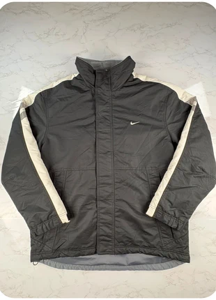 Veste de ski Nike vintage Noir Homme taille M SKU258, marke: Nike, zustand: Sehr gut, größe: M, 45,00 €, 47,95 € beinhaltet Vinted-Käuferschutz Pro