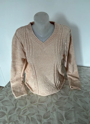 Pull d’hiver col V beige, marque: Fashion Style, état: Neuf avec étiquette, taille: M / 38 / 10, 11,00 €, 12,25 € Protection acheteurs incluse