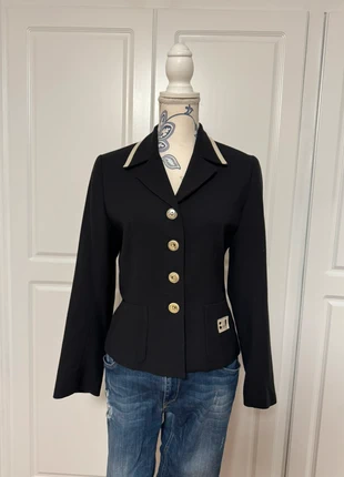 Elegante blazer entallada negra Vintage, brand: Vintage Dressing, condizioni: Ottime, taglia: M / IT 42 / EU 38, €19.90, €21.60 include la Protezione acquisti