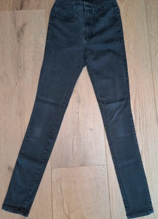 Pantalon jean slim Only | Taille XS, marca: ONLY, estado: Muito bom, tamanho: XS, €2.00, €2.80 inclui Proteção do Comprador