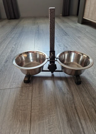 Support Gamelle chiens, marque: Maxi Zoo, état: Neuf avec étiquette, 12,00 €, 13,30 € Protection acheteurs incluse