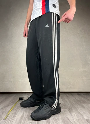 Exclusive Trackpant Adidas Vîtage swoosh Triple black original | S, merk: adidas, staat: Heel goed, maat: S, € 25,00, € 26,95 inclusief Kopersbescherming