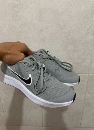 Baskets Nike Star Runner 3 Gris/blanc 36,5, marque: Nike, état: Neuf avec étiquette, taille: 36.5, 40,00 €, 42,70 € Protection acheteurs incluse
