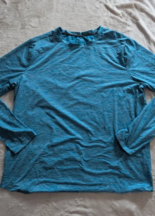 Mens long sleeved t-shirt all in motion XL, marque: All in Motion, état: Très bon état, taille: XL, 6,00 €, 7,00 € Protection acheteurs incluse