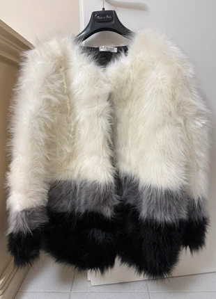 Pelliccia sintetica mod Zara, marque: Made In Italy, état: Neuf sans étiquette, taille: M / 38 / 10, 10,00 €, 11,20 € Protection acheteurs incluse