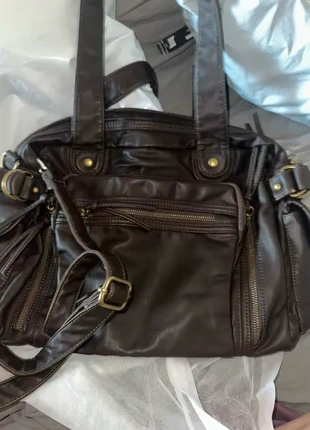 Brown leather oversized multi-pocket shoulder bag, brand: Vintage Love, condition: Very good, €68.00, €72.10 includes Buyer Protection