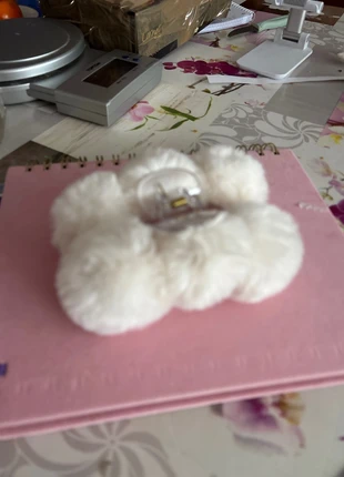 Pince à cheveux crabe en doudou peluche, marca: je ne sais pas, estado: Novo sem etiquetas, €7.50, €8.58 inclui Proteção do Comprador