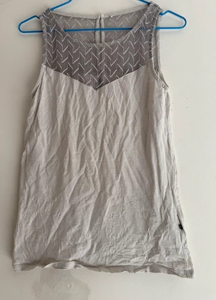 Haut bonobo blanc transparent, merk: Bonobo, staat: Heel goed, maat: XS / 34 / 6, € 1,00, € 1,75 inclusief Kopersbescherming