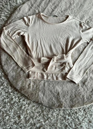 Pull beige col rond avec lanière à la taille - Zara - Taille M, merk: Zara, staat: Heel goed, maat: M / 38 / 10, € 8,00, € 9,10 inclusief Kopersbescherming