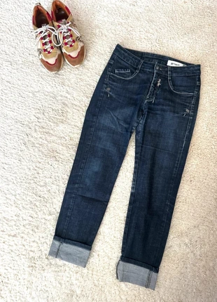 Jean Leg End bleu foncé taille 27, marque: Legend, état: Très bon état, taille: S / 36 / 8, 15,00 €, 16,45 € Protection acheteurs incluse