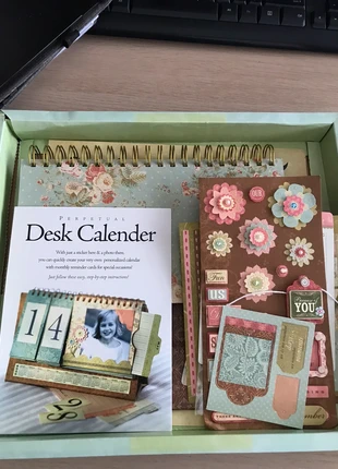 DIY calendar kit, merk: k&company, staat: Heel goed, € 3,50, € 4,38 inclusief Kopersbescherming