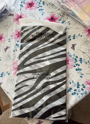 Plastic table cloth zebra, brand: Zebra, condition: New without tags, £1.00, £1.75 includes Buyer Protection