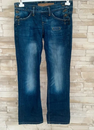 Pantacourt jean taille 29 équivalent du 38 très bon état, marque: Je ne sais quoi, état: Très bon état, taille: M / 38 / 10, 4,00 €, 4,90 € Protection acheteurs incluse