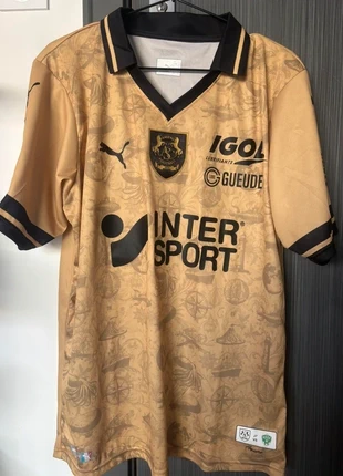 Maillot Third d’Amiens porté et signé, marque: Puma, état: Très bon état, taille: L, 100,00 €, 105,70 € Protection acheteurs incluse