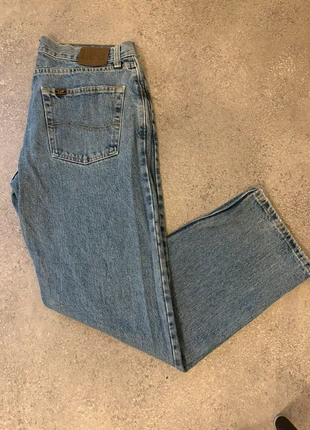 Jean Lee Regular Fit bleu clair denim W32 L30 taille M vintage, marque: Lee, état: Très bon état, taille: M, 15,00 €, 16,45 € Protection acheteurs incluse