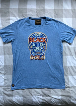 Tshirt black and gold, merk: Black and Gold, staat: Nieuw zonder prijskaartje, maat: XL, € 6,50, € 7,53 inclusief Kopersbescherming