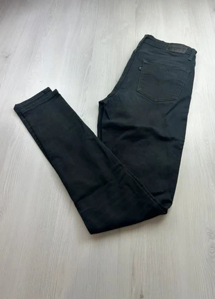 Jeans Levi's Femme 721 Coupe Skinny Taille Haute Noir Taille 36, merk: Levi's, staat: Heel goed, maat: S / 36 / 8, € 18,00, € 19,60 inclusief Kopersbescherming Pro