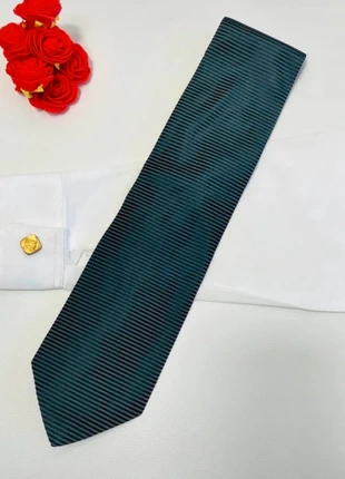 Cravate en soie gris uni - tissage ottoman - 9,5 cm - très bon état, marque: Vintage Dressing, état: Très bon état, 5,00 €, 5,95 € Protection acheteurs (Pro) incluse