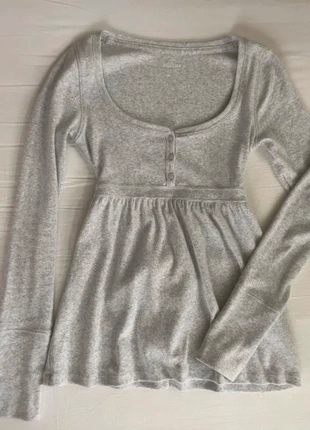 Hollister Babydoll Henley Top, marque: Hollister, état: Neuf sans étiquette, taille: XXS / 32 / 4, 40,00 €, 42,70 € Protection acheteurs incluse