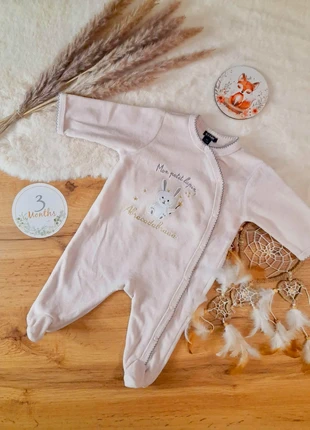 Pyjama grenouillère velours, ouverture devant 3 mois Kiabi, marque: Kiabi, état: Très bon état, taille: 3-6 mois / 62 cm, 4,50 €, 5,43 € Protection acheteurs (Pro) incluse