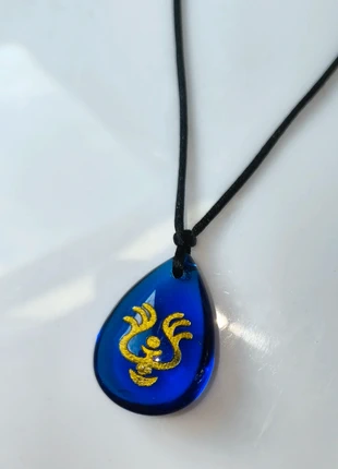 Le château dans le ciel collier pierre bleue, marque: Studio Ghibli, état: Très bon état, 7,90 €, 9,00 € Protection acheteurs (Pro) incluse