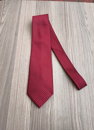 Cravatta rossa e borgogna 4, brand: Vintage Dressing, condizioni: Ottime, €2.00, €2.80 include la Protezione acquisti Pro