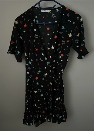 Wrap dress met sterren van Loavies, marque: Loavies, état: Très bon état, taille: M / 38 / 10, 11,50 €, 12,78 € Protection acheteurs incluse