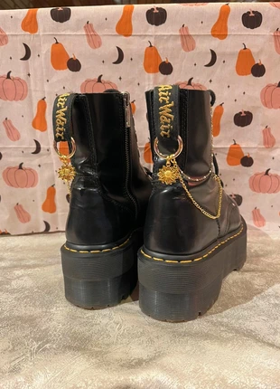 Chaînes tournesols pour Dr Martens, marca: Dr. Martens, estado: Muito bom, €16.00, €17.50 inclui Proteção do Comprador Pro