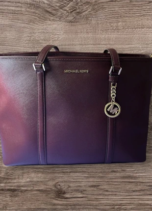 Borsa Shopper Michael Kors in Pelle Saffiano - Color Borgogna/Vino, marque: Michael Kors, état: Très bon état, 100,00 €, 105,70 € Protection acheteurs incluse