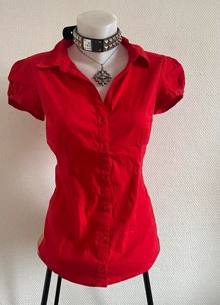 Red shirt, marque: Vintage Dressing, état: Très bon état, taille: S / 36 / 8, 25,00 €, 26,95 € Protection acheteurs incluse