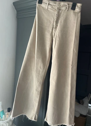 Zara wide stone colour jeans 10, brand: Zara, condition: Very good, size: M / 10, £5.00, £5.95 includes Buyer Protection
