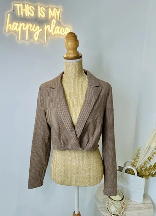 Crop top style blazer à carreaux beige et noir taille L ZARA, brand: Zara, condition: New without tags, size: L / 40 / 12, €8.00, €9.10 includes Buyer Protection Pro