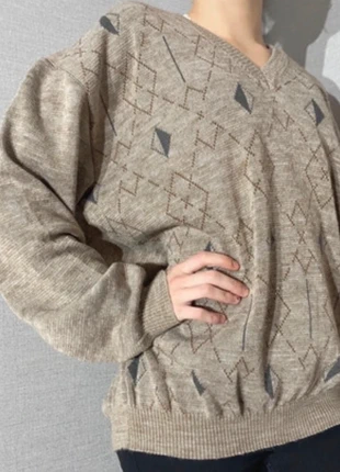 Pull col en V vintage taille 36/38/40/42., marque: Vintage Dressing, état: Très bon état, taille: L / 40 / 12, 15,00 €, 16,45 € Protection acheteurs (Pro) incluse