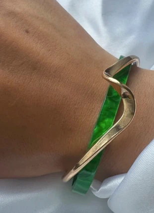 Brand New! Stunning Emerald Swirl Luxe Bangle – Bold Green Statement Jewlerry With Gold Wave Accent, brand: vintage inspired, condition: Very good, £12.00, £13.30 includes Buyer Protection