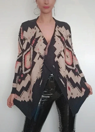 Gilet ouvert asymétrique casualchic, marca: Peace n' Love, estado: Muito bom, tamanho: Tamanho único, €13.90, €15.30 inclui Proteção do Comprador Pro