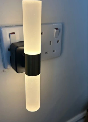 Plug in Night Light Plug in Wall with Dusk to Dawn Sensor, brand: Lohas LED, condition: New without tags, £8.00, £9.10 includes Buyer Protection Pro