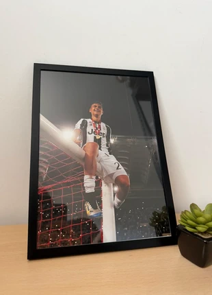 Paulo Dybala Juventus Framed Poster, brand: Juventus, condizioni: Nuovo con cartellino, €15.00, €16.45 include la Protezione acquisti