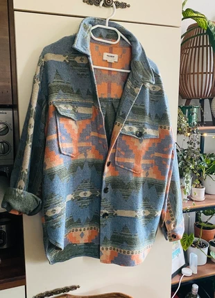 Coole Azteken Hemdjacke, marke: Pull & Bear, zustand: Sehr gut, größe: M / 38 / 10, 7,00 €, 8,05 € inklusive Vinted-Käuferschutz