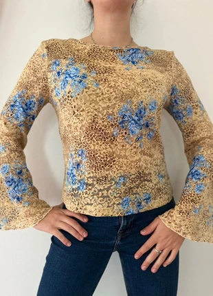 Maglia in pizzo leopardata con fiori / Wide-sleeved leopard-print lace shirt with flowers, marca: Carlo Cecci, estado: Muito bom, tamanho: M / 38 / 10, €13.00, €14.35 inclui Proteção do Comprador