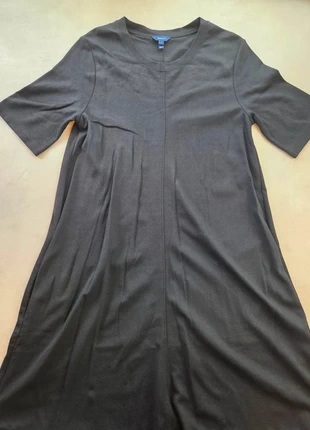 gant robe fluide coupe évasée noire manches courtes taille l minimaliste, marke: GANT, zustand: Sehr gut, größe: L / 40 / 12, 25,00 €, 26,95 € inklusive Vinted-Käuferschutz
